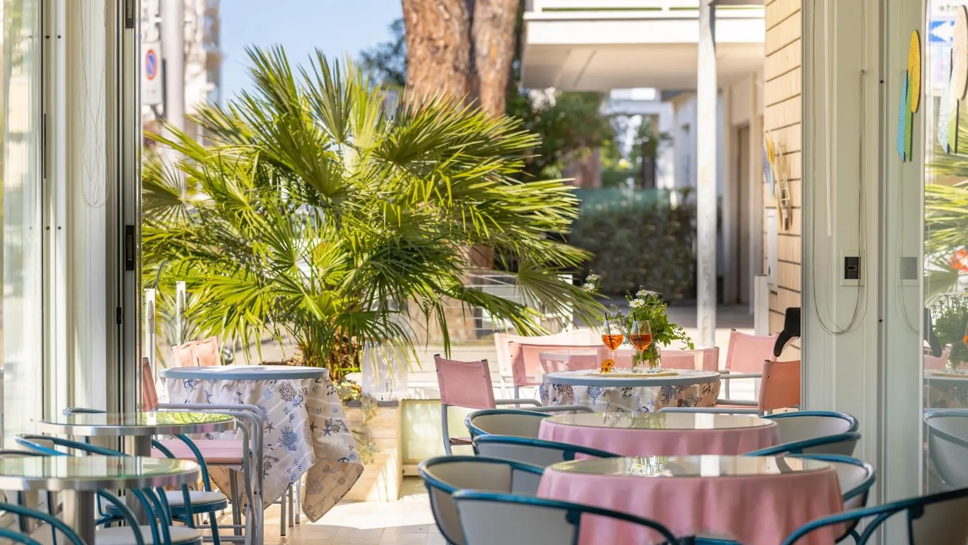Hotel Caprice B&B - In Centro A ריצ'יונה איטליה